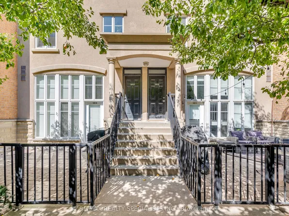 54 E Liberty St #1013, Toronto, ON M6K 3P3