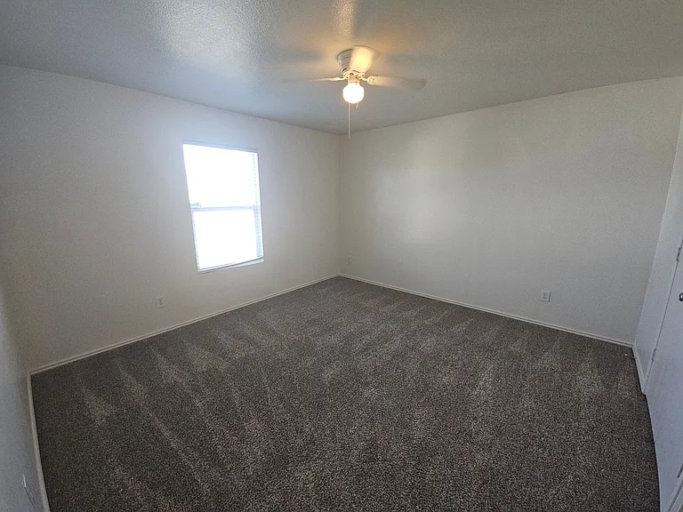 1432 Lauren Dr — Photo 28