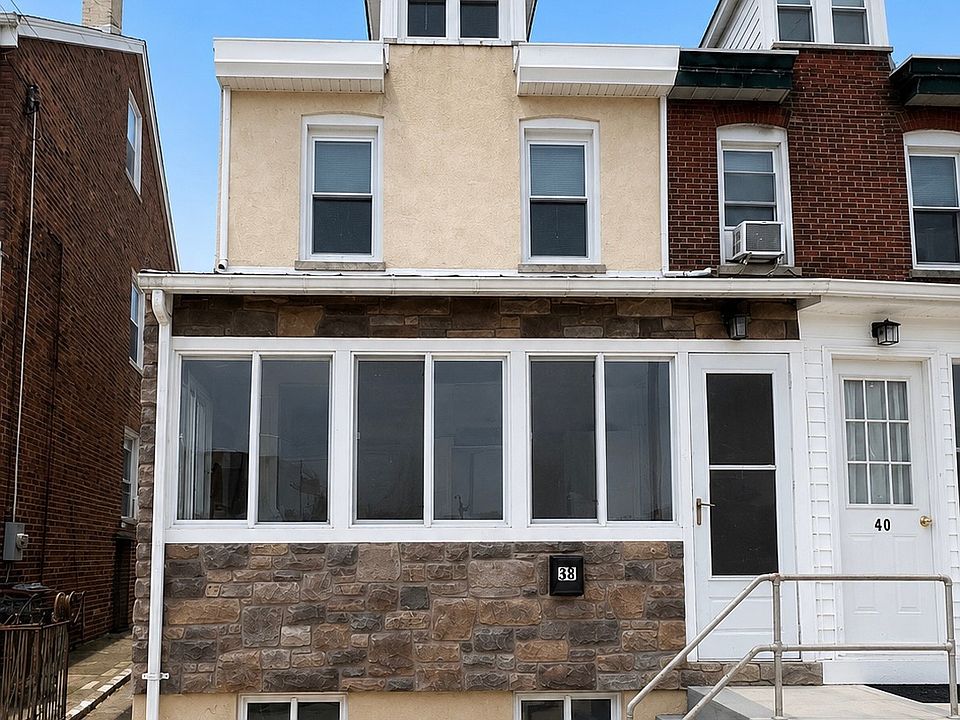 1st image of 38 W Rambo St