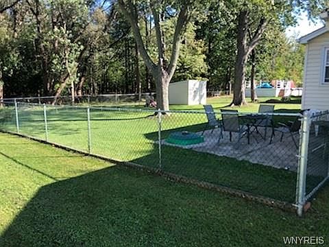 4th image of 135 Sunnyside Dr
