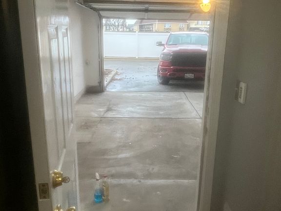 5th image of 2419 N 75th Ave Unit G