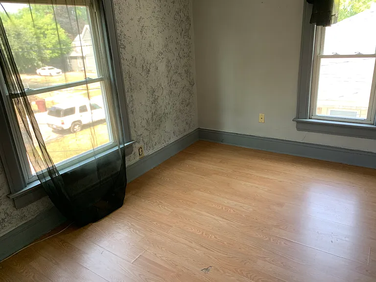 105 Euclid St #2 — Photo 5