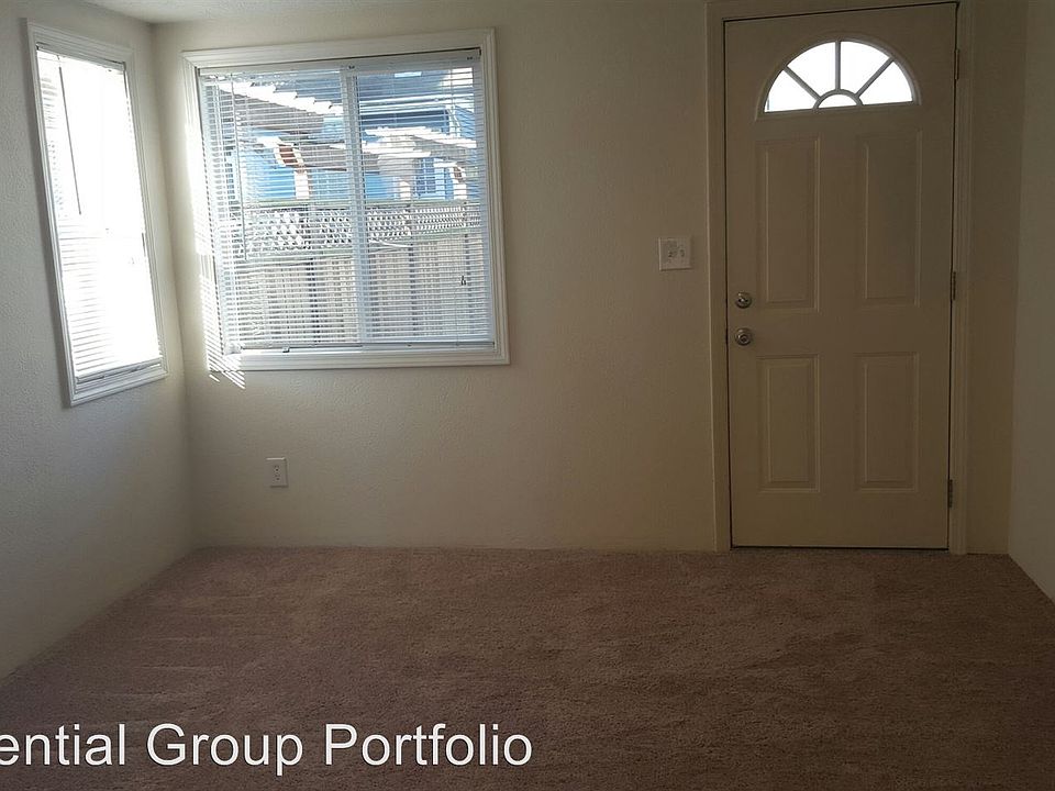 Bkm Enterprises Apartments 2223 Wetmore Ave Everett WA Zillow