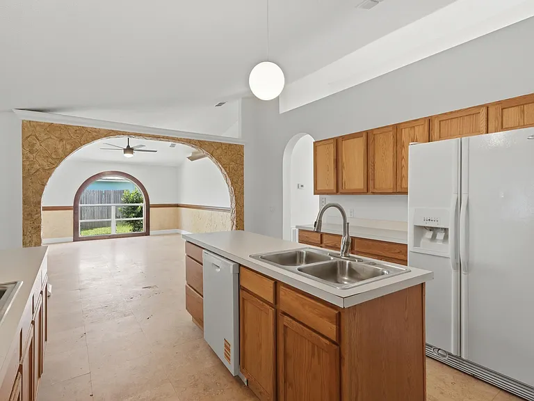 3124 SW Armucher St — Photo 15