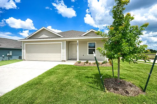201 Cattail Ln Photo 1