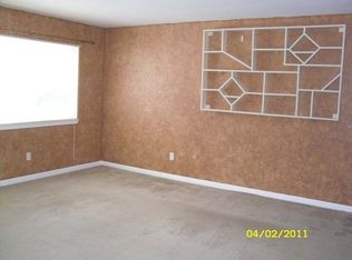 5341 Harding St, Dearborn Heights, MI 48125