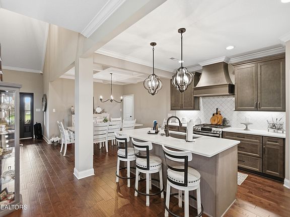5th image of 1608 Sugarfield Ln