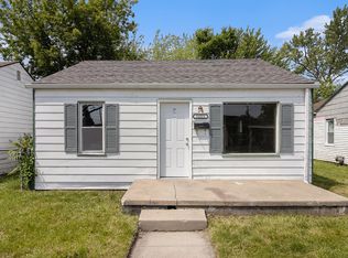 11211 Chalmers Ave, Warren, MI 48089