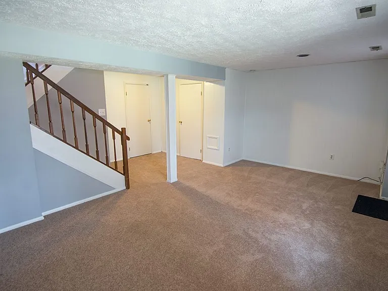 7821 White Cliff Ter — Photo 4