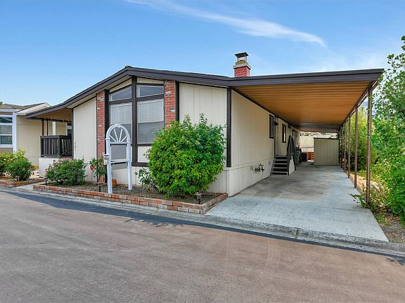 5th image of 761 Villa Teresa Way