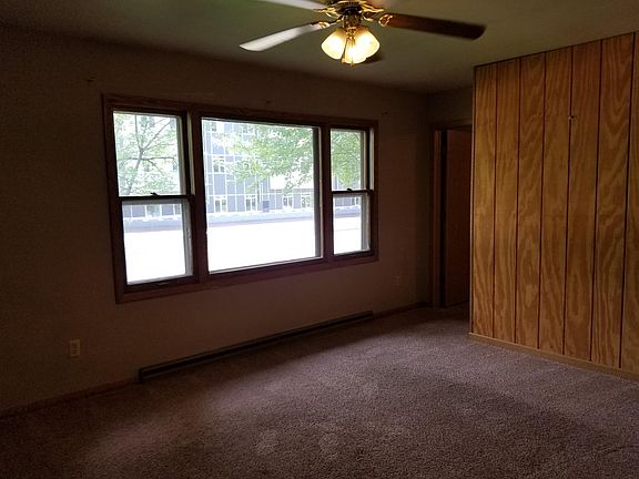 2nd image of 205 17th Ave W APT A