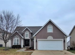 1215 Wildflower Rd, Warrensburg, MO 64093