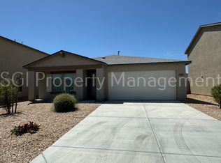 215 W Bobcat Ct, Casa Grande, AZ 85122