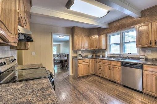 5th image of this home