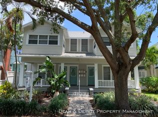 125 8th Ave N APT 1, St Petersburg, FL 33701