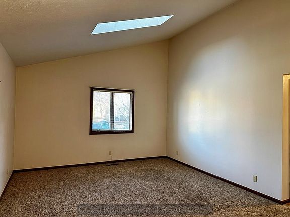 2nd image of 3027 W Capital Ave Suite 37