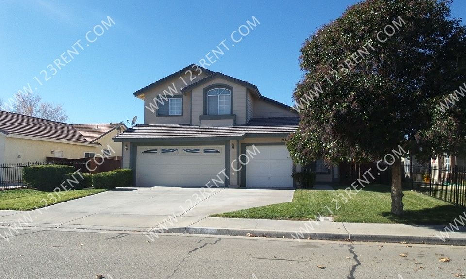 1st image of 45527 Pickford Ave