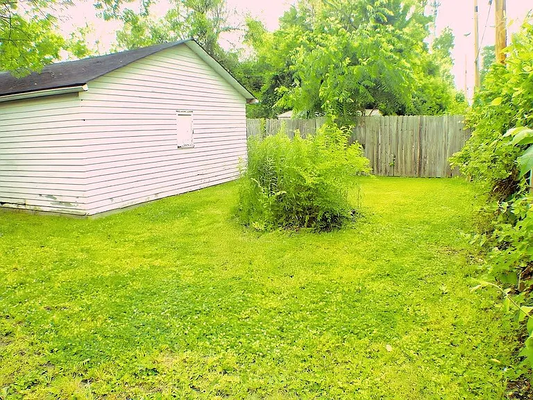 3629 N Emerson Ave — Photo 15