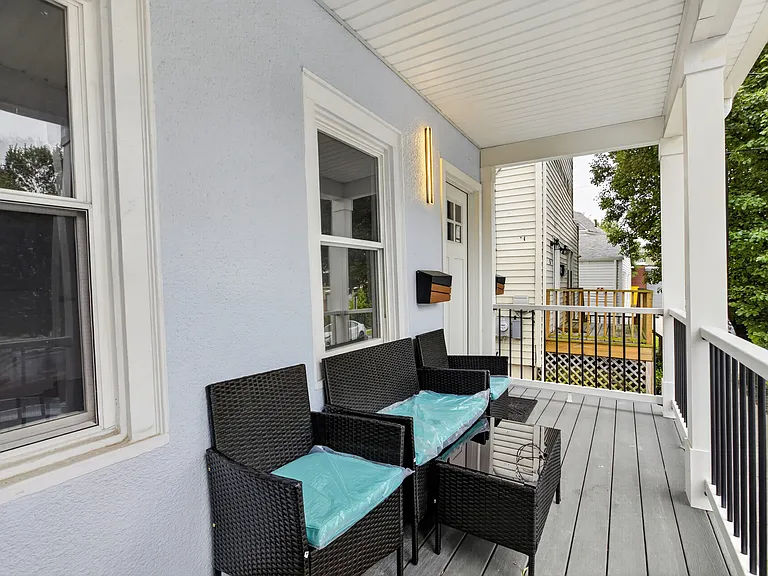 24 Dean St #1 — Photo 30