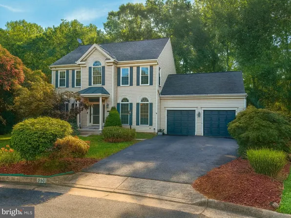 3901 Leaf Lawn Ln, Woodbridge, VA 22192