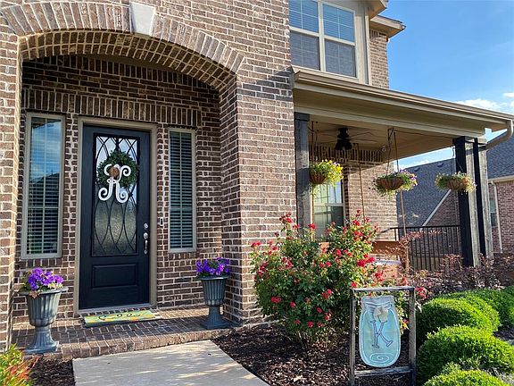 2nd image of 540 Darian Dr