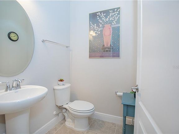 4th image of 5030 Sunfalls Ave