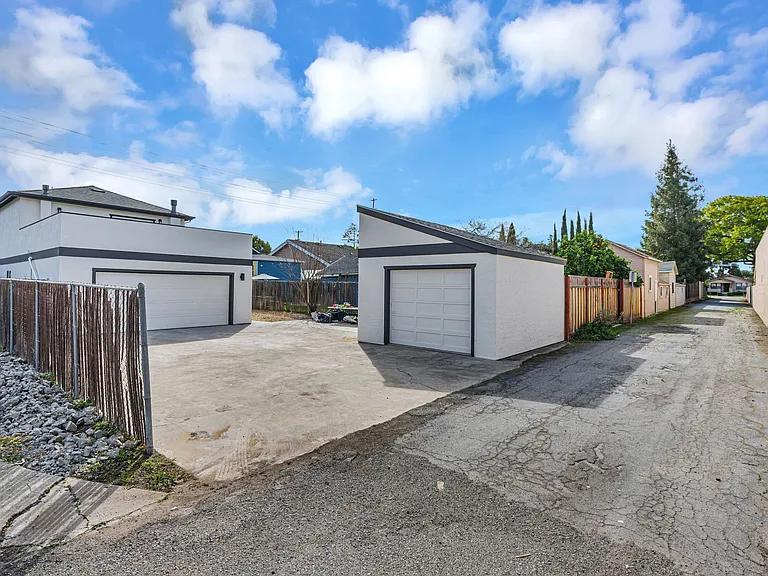 841 Harrison St — Photo 27