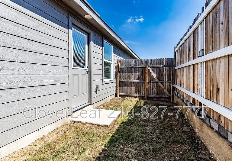 4407 Grassland Pass — Photo 27