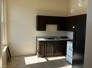 402 Ridge Ave #3B, Allentown, PA 18102