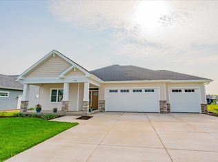 2584 Holstein Ln, Fitchburg, WI 53711
