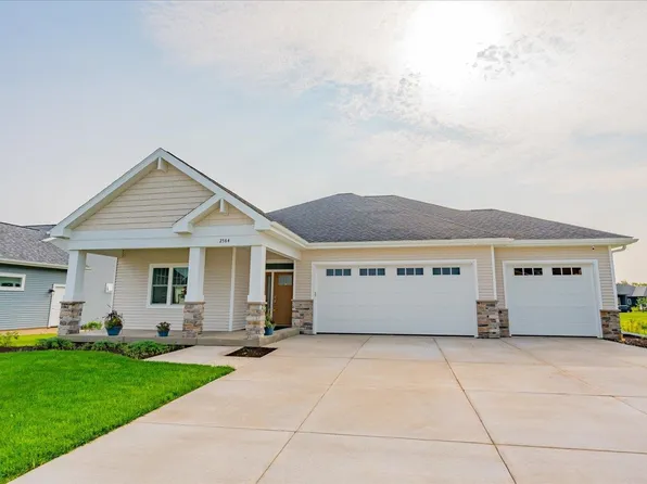 2584 Holstein Ln, Fitchburg, WI 53711