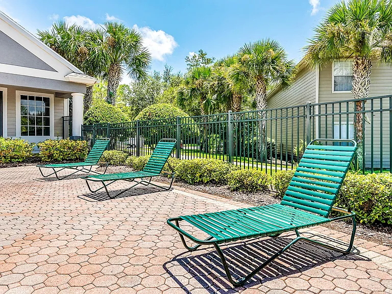 Whispering Pines Apartments — Photo 8