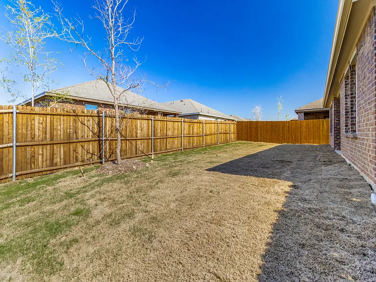 2921 Jasmine Dr — Photo 5
