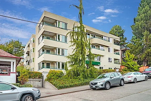 6th Ave Apartments Photo 1