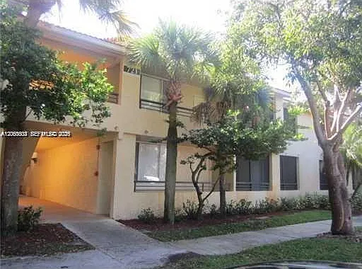 721 Lyons Rd #15103