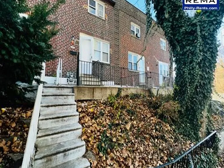 542 Snowden Rd — Photo 3