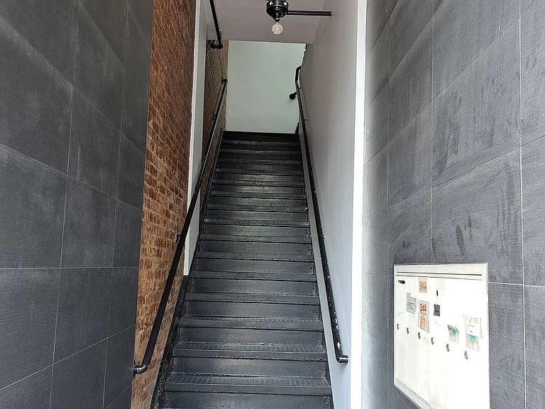 105 Water St #3 — Photo 5