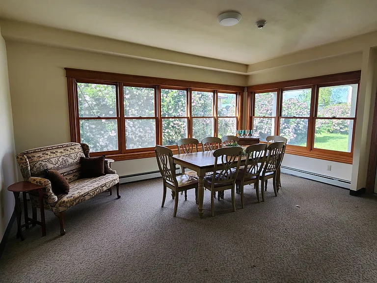 100 Bothne Dr — Photo 4