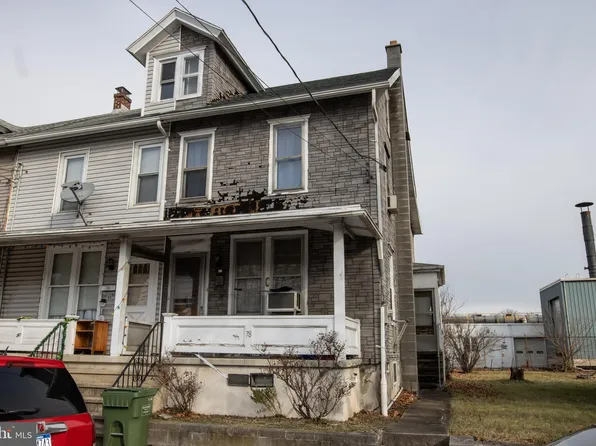 78 N Tulpehocken St, Pine Grove, PA 17963