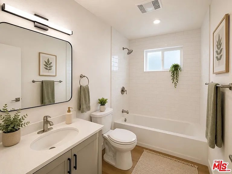 953 S Westmoreland Ave #15 — Photo 9