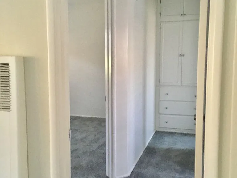 60 — Photo 13