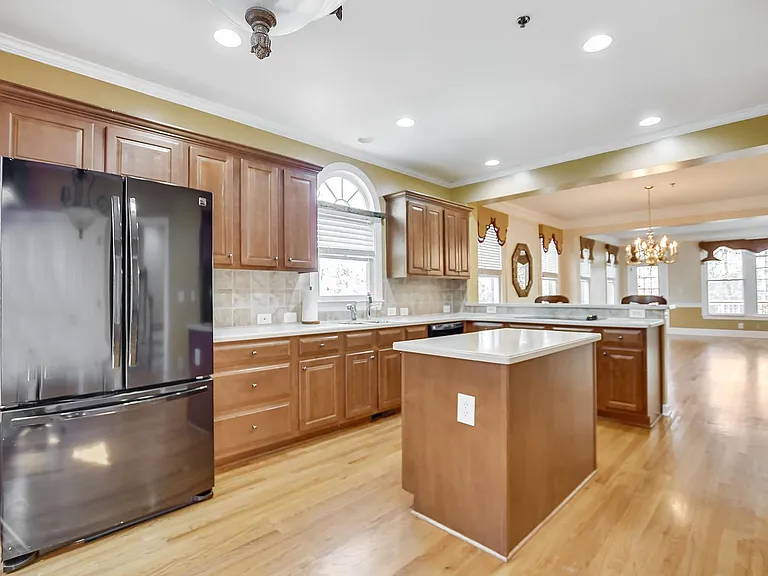 466 Vinings Estates Dr SE — Photo 3