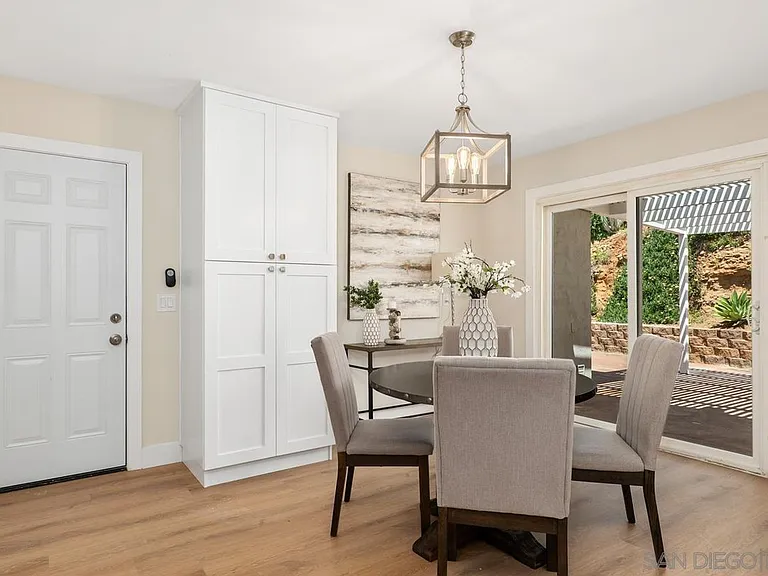 5051 Lenore Dr — Photo 14