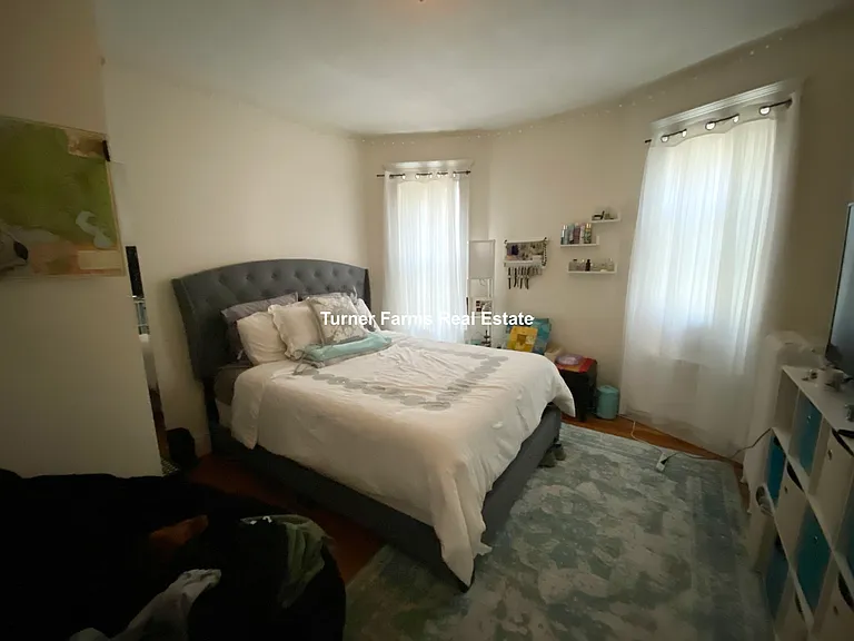 24 Willis St — Photo 8