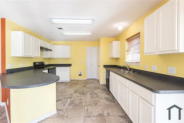 1008 Lake Trail Dr — Photo 6