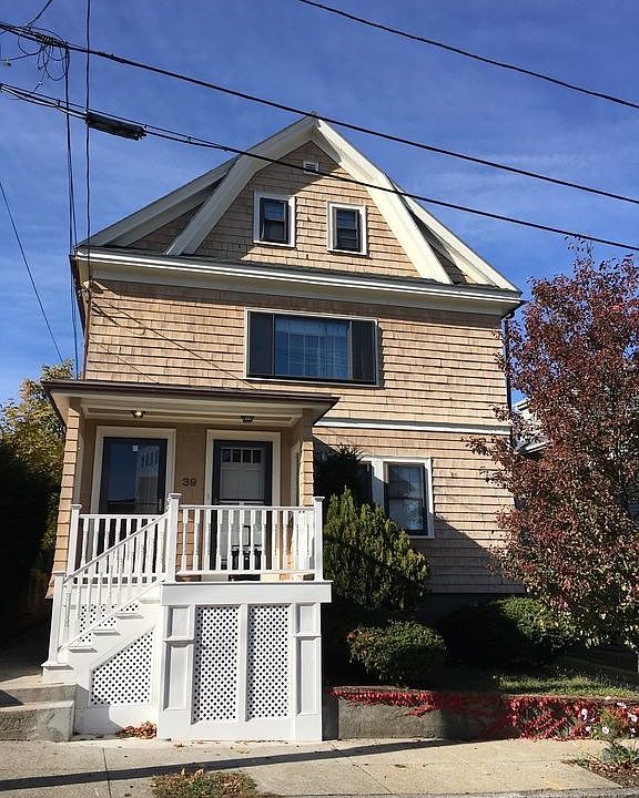 39 Cottage Park Road