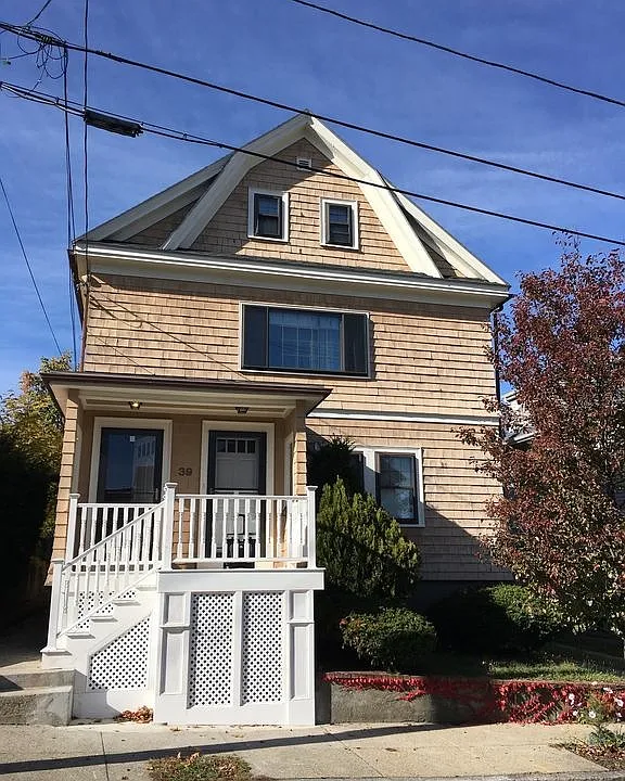 39 Cottage Park Road