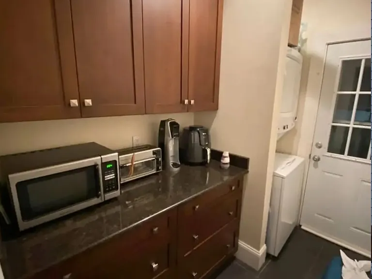 47 Calvin St — Photo 5