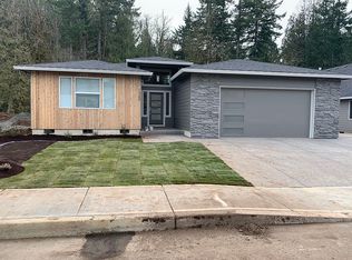 1360 NE Cascadia Ridge Dr, Estacada, OR 97023