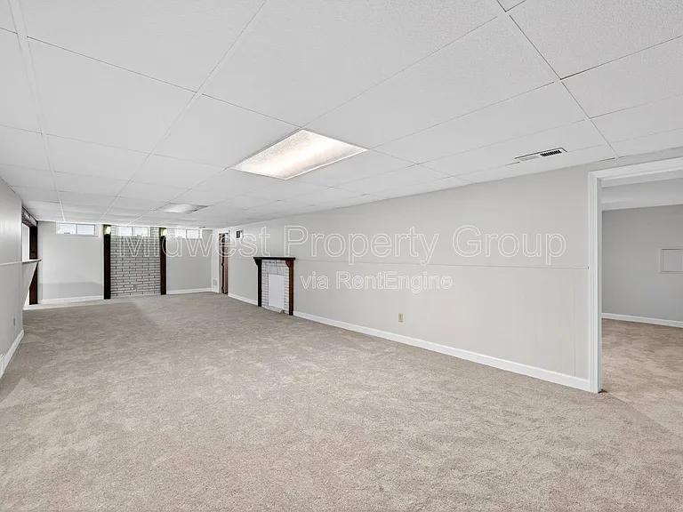 2765 Chelsea Dr — Photo 20